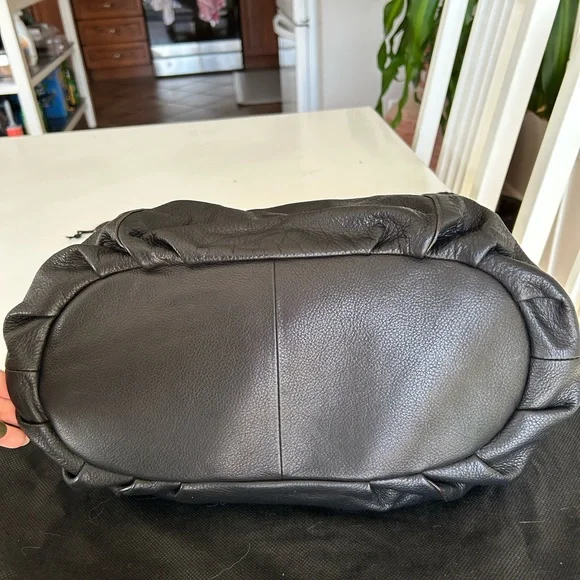 B. Makowsky Black Leather Bag - never used - Picture 3 of 9